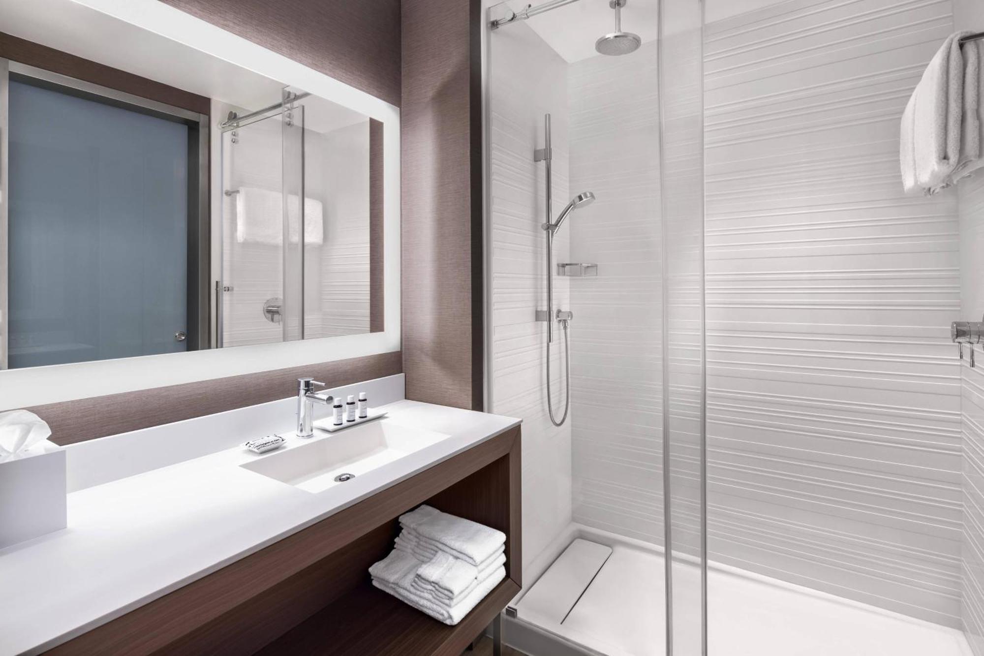 Ac Hotel By Marriott Louisville Downtown Esterno foto