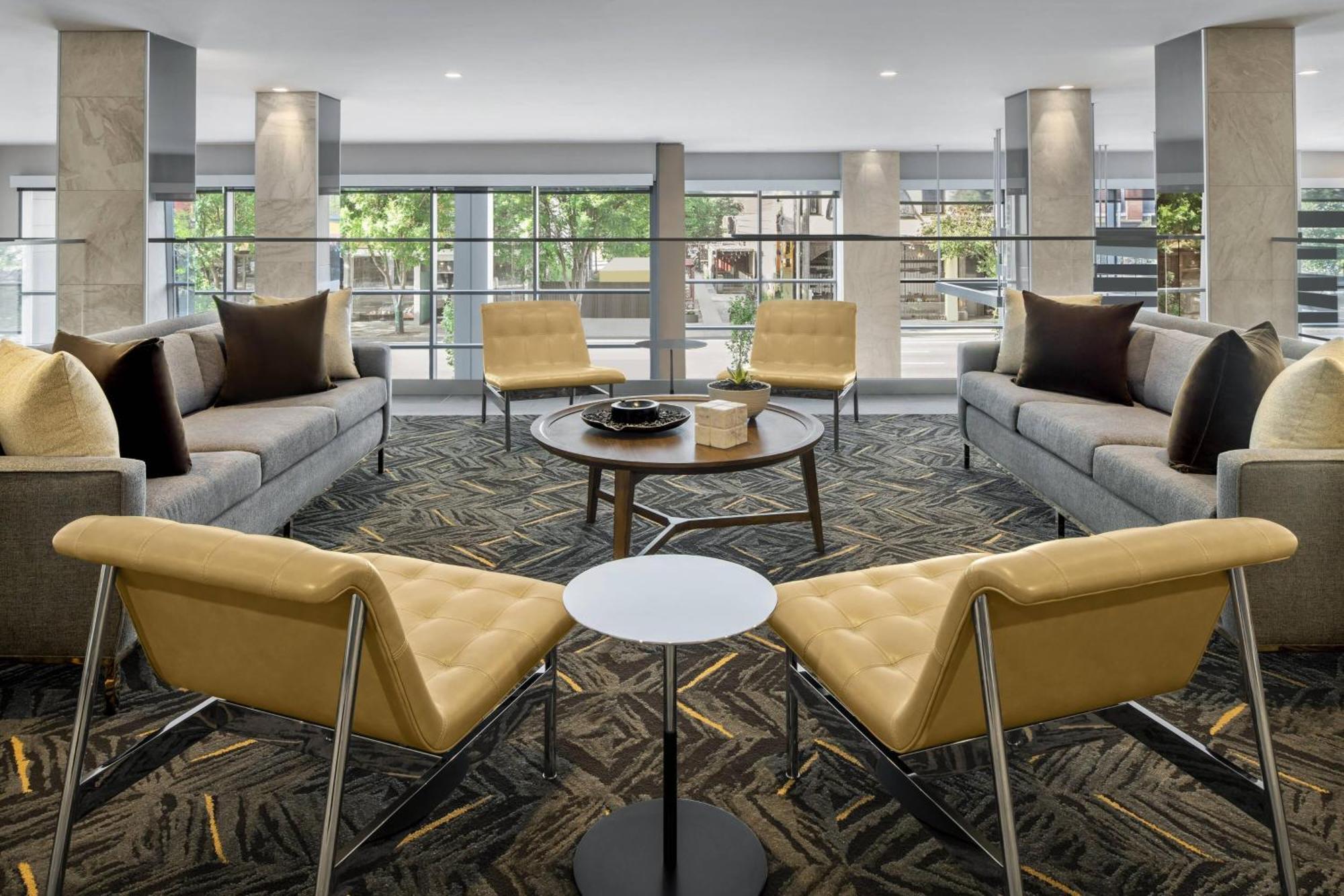 Ac Hotel By Marriott Louisville Downtown Esterno foto